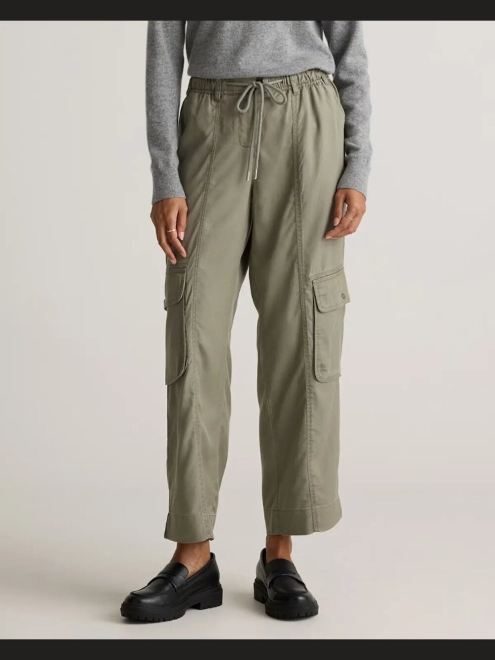 Quince Women's Olive Cargo Jogger Pants